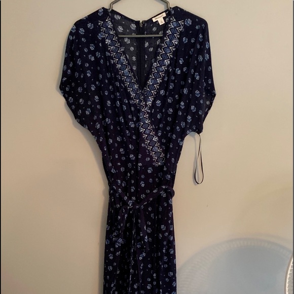 Navy blue floral print jumpsuit  (16) - Picture 1 of 7